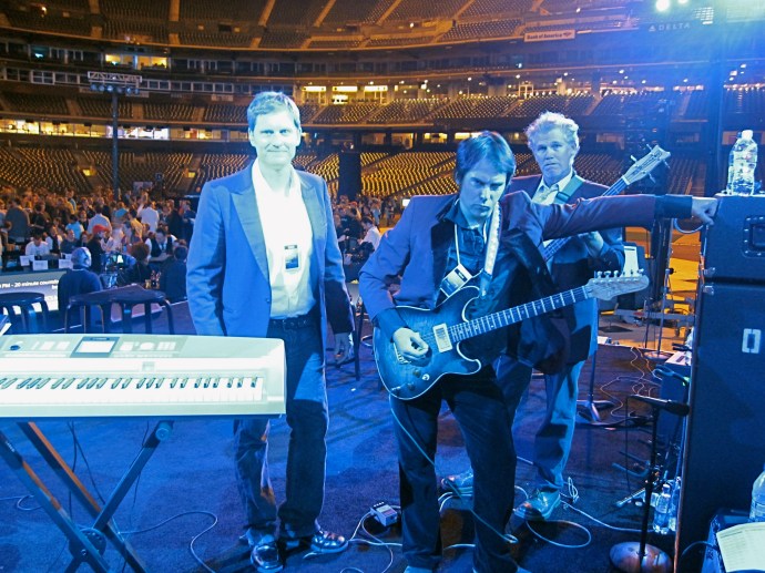 Embarrassonic_ATT_Park